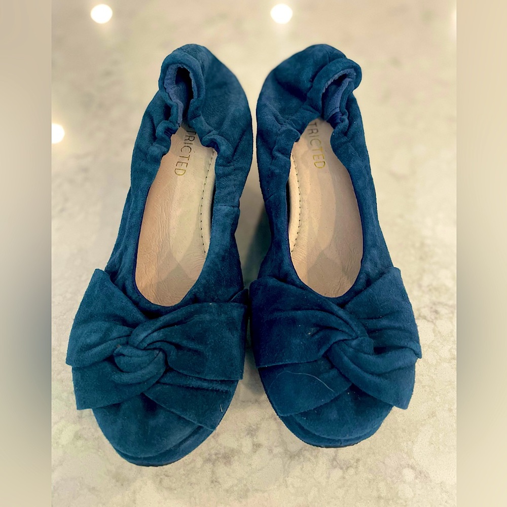 Restricted Navy Blue Flatform Platform Flats 7.5m - image 4